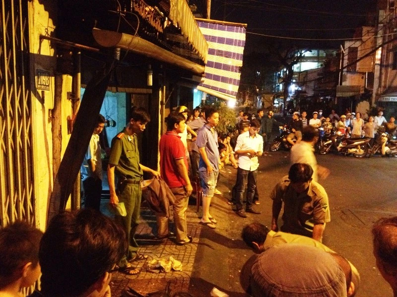 Giang hồ truy sát bốn người trong nhà ở TP.HCM ảnh 1